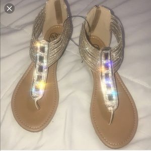 Daisy Fuentes rose gold thong sandals